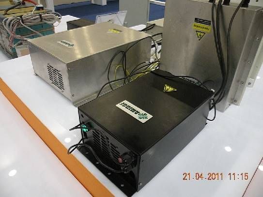 益高充電器